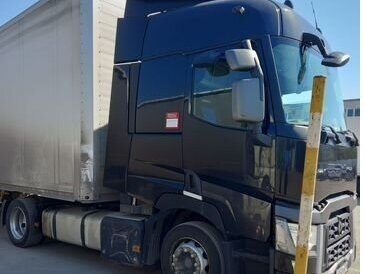 2016 Renault T-Series, чёрный, 3500000 рублей, вид 4
