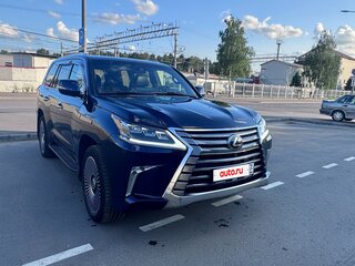 2019 Lexus LX 570 III Рестайлинг 2, синий, 8975000 рублей, вид 3