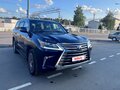 2019 Lexus LX 570 III Рестайлинг 2, синий, 8975000 рублей - вид 2