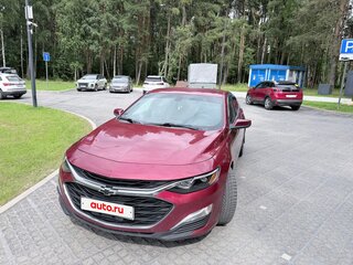 2019 Chevrolet Malibu IX Рестайлинг, красный, 1300000 рублей, вид 1