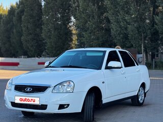 2014 Lada (ВАЗ) Priora I Рестайлинг, белый, 420000 рублей, вид 1