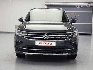 2023 Volkswagen Tiguan II Рестайлинг, серебристый, 2543010 рублей, вид 2