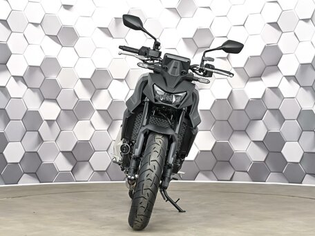 2025 Honda CB 750 Hornet, чёрный, 1049000 рублей, вид 5
