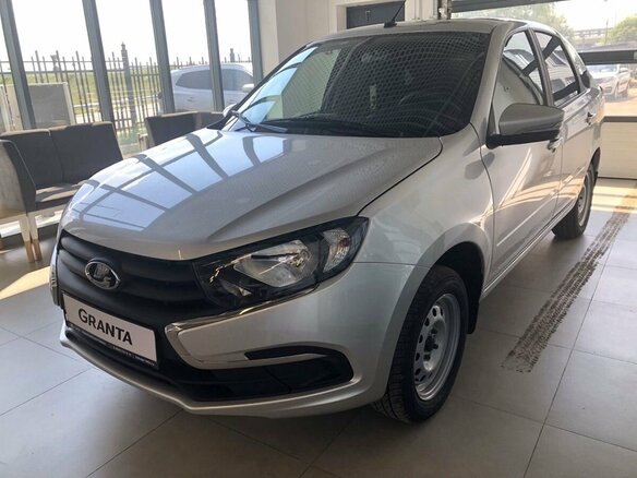2026 Lada (ВАЗ) Granta I Рестайлинг, серебристый, 1037000 рублей - вид 2