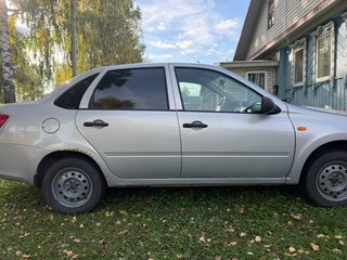 2013 Lada (ВАЗ) Granta I, серебристый, 350000 рублей, вид 4