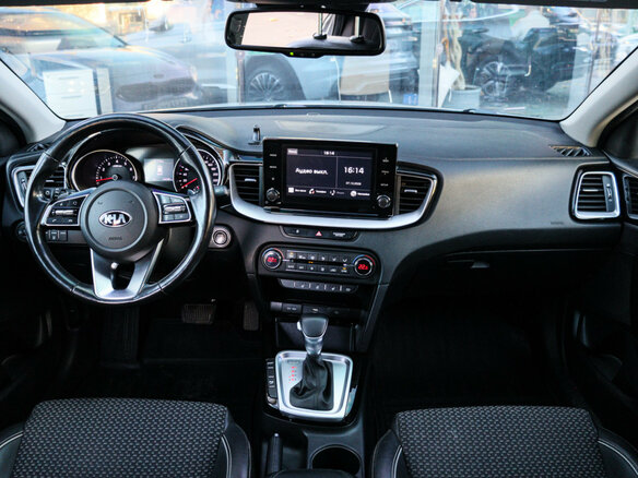 2020 Kia Ceed III, серебристый - вид 8