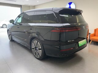 2026 Denza N8L, чёрный, 10666666 рублей, вид 4