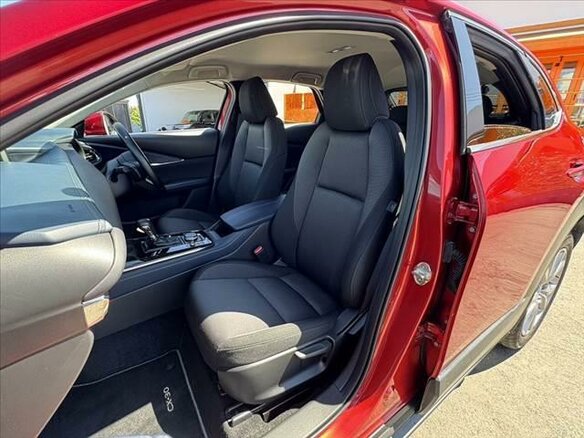 2022 Mazda CX-30 I, красный - вид 12