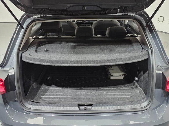 2022 Volkswagen Golf VIII, серый - вид 23