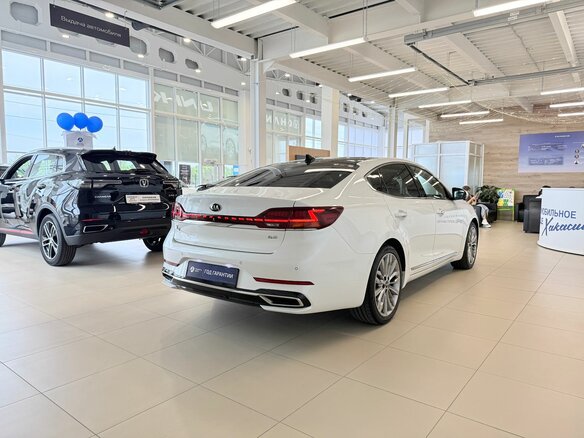 2020 Kia K7 YG (II) Рестайлинг, белый, 3499900 рублей - вид 6