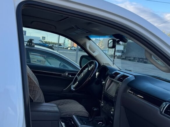 2016 Lexus GX 460 II Рестайлинг, белый - вид 4