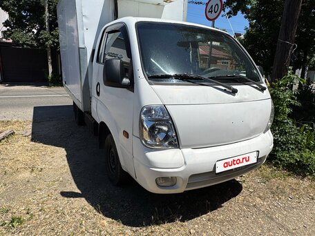 2011 Kia Bongo, белый, 800000 рублей, вид 1