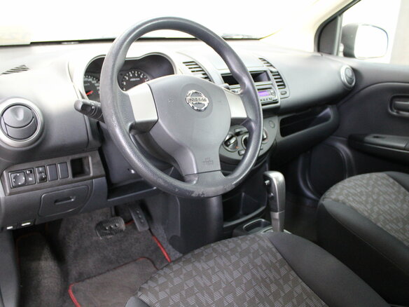 2008 Nissan Note I Рестайлинг, чёрный, 795000 рублей - вид 9