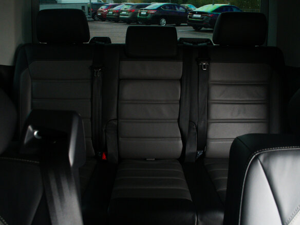 2019 Volkswagen Multivan T6 Рестайлинг, чёрный, 6500000 рублей - вид 9