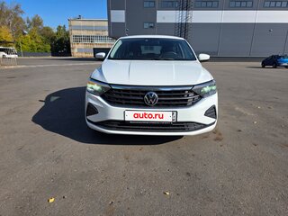 2021 Volkswagen Polo VI, белый, 1600000 рублей, вид 2