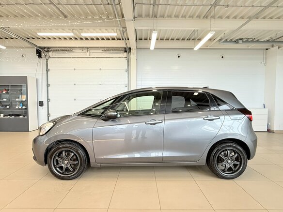 2020 Honda Fit IV, серый, 1379000 рублей - вид 3