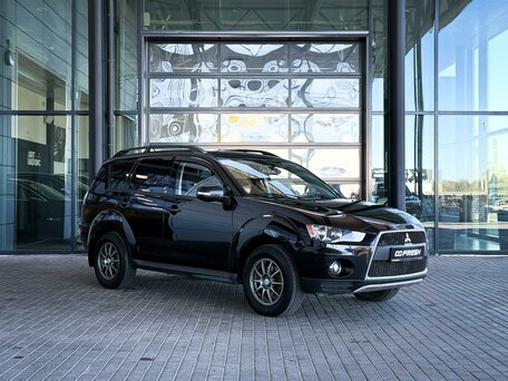 2011 Mitsubishi Outlander II Рестайлинг, чёрный, 999999 рублей, вид 1