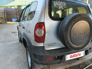 2012 Chevrolet Niva I Рестайлинг, серебристый, 375000 рублей, вид 5