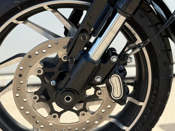 2018 Harley-Davidson Sport Glide, чёрный, 1400000 рублей - вид 14