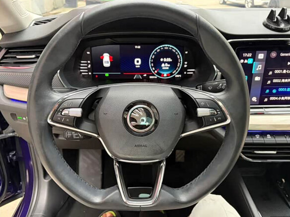 2024 Skoda Octavia IV (A8) Рестайлинг, фиолетовый - вид 6