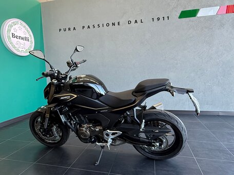 2026 QJMotor SRK 550, чёрный, 569000 рублей, вид 2