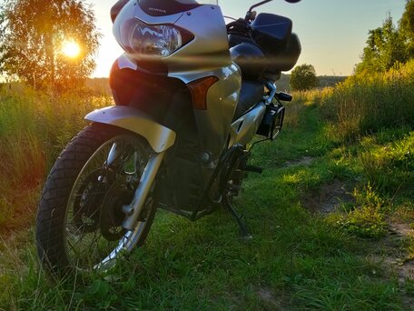 2001 Honda XL650V Transalp, серебристый, 350000 рублей, вид 5
