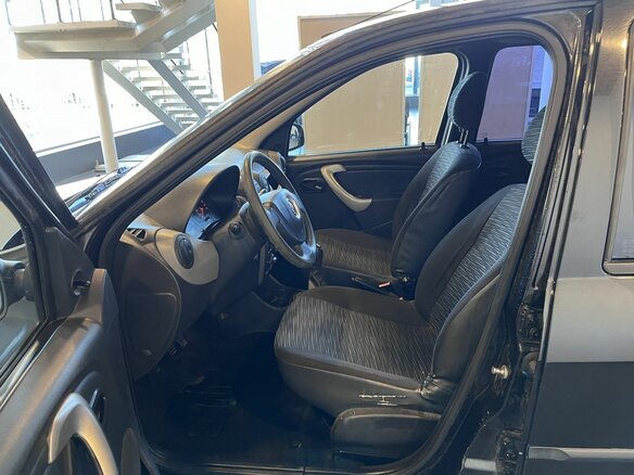 2011 Renault Logan I Рестайлинг, чёрный, 270000 рублей - вид 12