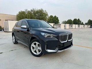 2023 BMW X1 Long 20Li sDrive III (U11/U12), чёрный, 2920000 рублей, вид 3