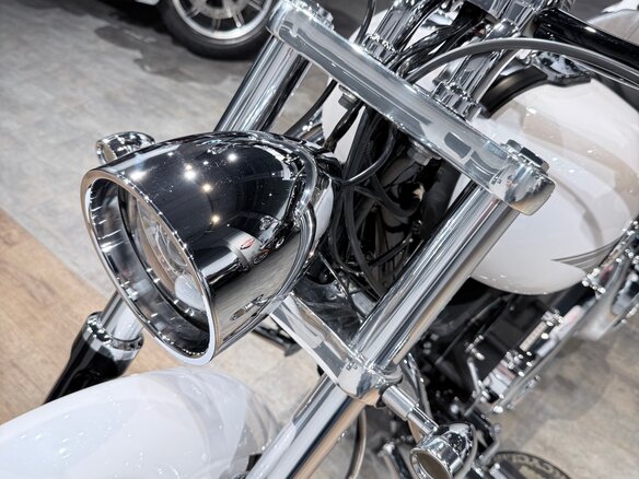 2016 Harley-Davidson Breakout, белый, 1799000 рублей - вид 30