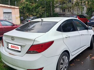 2015 Hyundai Solaris I Рестайлинг, белый, 550000 рублей, вид 3