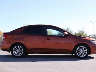 2011 Kia Cerato 6-speed II, оранжевый, 807720 рублей, вид 4