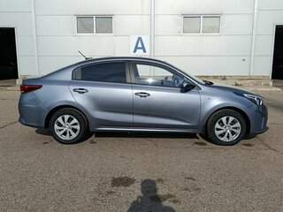 2021 Kia Rio IV Рестайлинг, серый, 1445000 рублей, вид 5