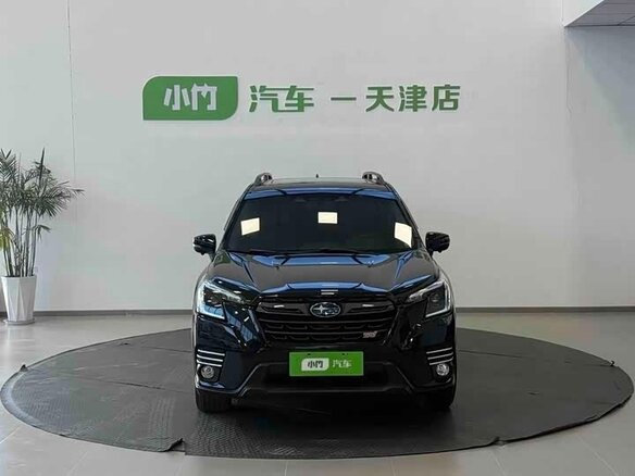 2022 Subaru Forester V Рестайлинг, чёрный, 2784000 рублей - вид 1