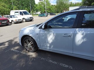 2013 Chevrolet Cruze I Рестайлинг, белый, 650000 рублей, вид 2