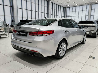 2017 Kia Optima IV, серебристый, 1680000 рублей, вид 5