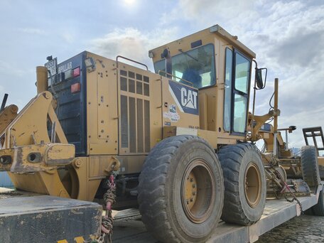 2011 Caterpillar 140, жёлтый, 5800000 рублей, вид 2