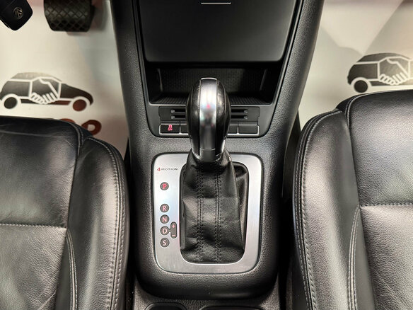 2011 Volkswagen Tiguan I Рестайлинг, белый - вид 11
