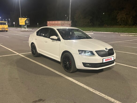 2014 Skoda Octavia III (A7), белый, 1370000 рублей - вид 3