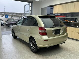 2001 Toyota Nadia, серый, 490000 рублей, вид 4