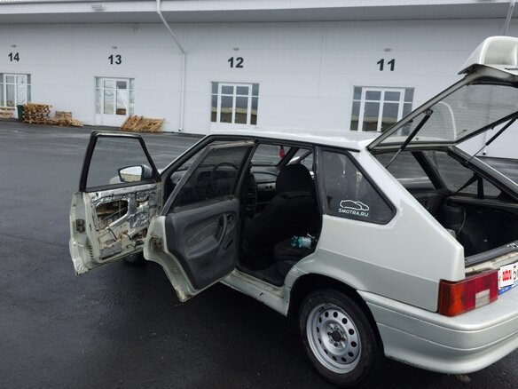 2004 Lada (ВАЗ) 2114, белый, 120000 рублей - вид 16