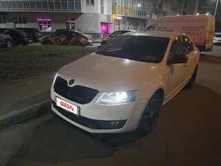 2016 Skoda Octavia III (A7), белый, 700000 рублей, вид 1