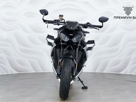 2025 BMW M 1000 R, серебристый, 2899000 рублей, вид 4