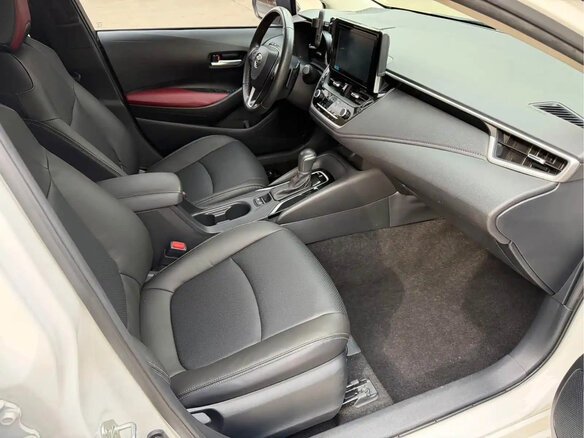 2022 Toyota Corolla XII (E210), белый, 1750000 рублей - вид 9