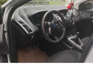 2011 Ford Focus III, серебристый, 500000 рублей, вид 3