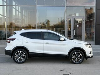 2020 Nissan Qashqai II Рестайлинг, белый, 2300000 рублей, вид 4