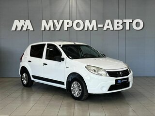 2013 Renault Sandero I, белый, 490000 рублей, вид 1