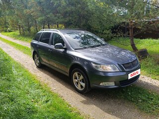 2011 Skoda Octavia II (A5) Рестайлинг, серый, 900000 рублей, вид 2