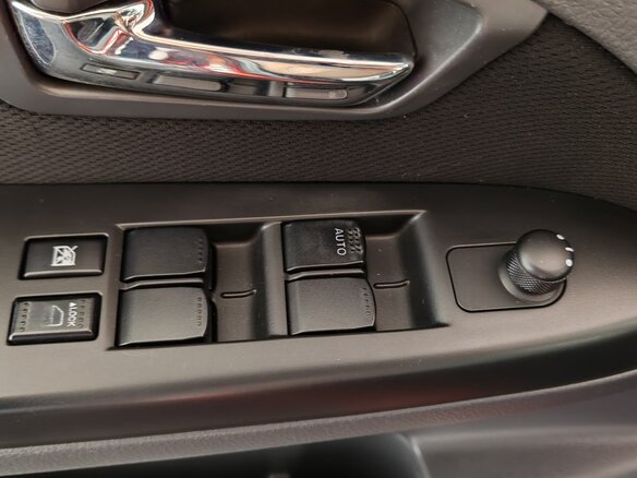 2010 Suzuki SX4 I (Classic) Рестайлинг, оранжевый, 750000 рублей - вид 18