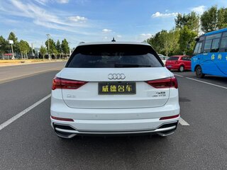 2022 Audi Q3 35 TFSI II (F3), белый, 1930000 рублей, вид 4