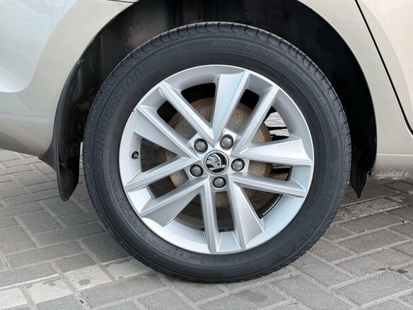 2018 Skoda Rapid I Рестайлинг, бежевый, 1349000 рублей - вид 10
